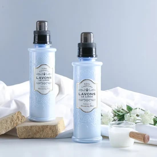 일본 인기 명품 퍼퓸섬유유연제 2종 혼합 랜덤 구성 600ml x 6병 (총3.6L)