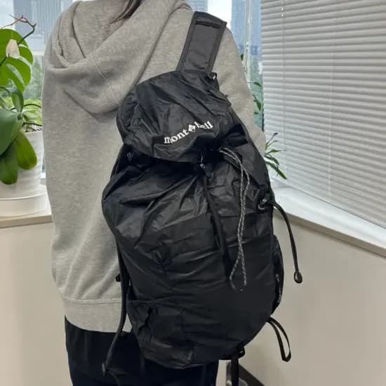 몽벨 버사라이트 20L / ₩77,840 (사진 첨부)