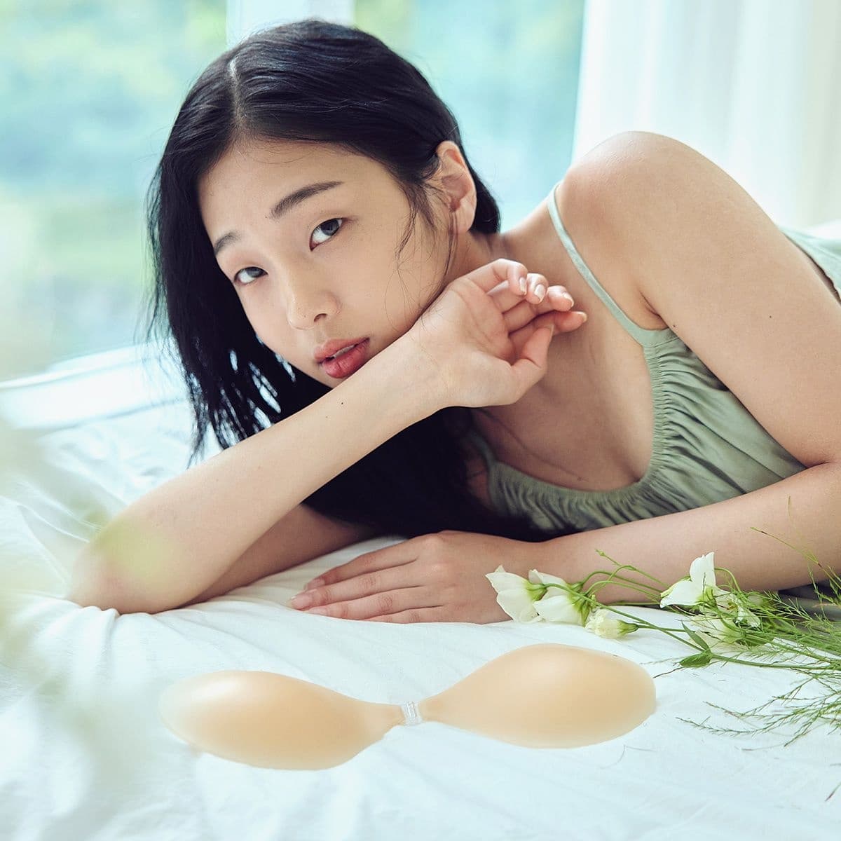 롯데온) 마른파이브 프리미엄 실리콘 누드브라 12990원