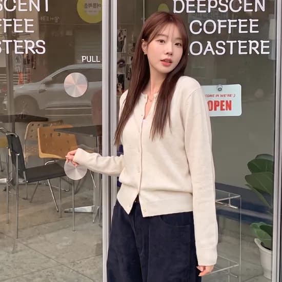 여성 레이어 크롭 라운드넥 가디건 26,910원 무료배송