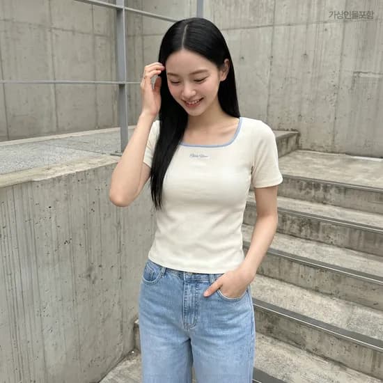 로엠 올데이 스퀘어넥 자수 골지 티셔츠 RMHWG24R11