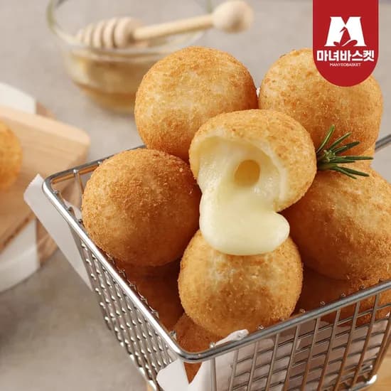 맘스터치 모짜렐라 치즈볼 1050g x2팩