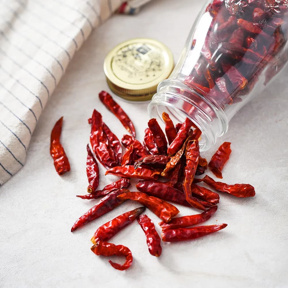 태양초 햇 고춧가루 500g(11,198원/무료) , 베트남 건고추 500g(8,135원/무료)