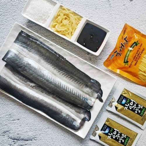 국내산 자포니카 민물장어 700g 내외 생강채 소스 2봉 1kg