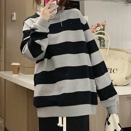 쉬블림로브 여성 볼드 스트라이프 데일리 꾸안꾸 캐주얼 맨투맨 GW1844, 원컬러, FREE