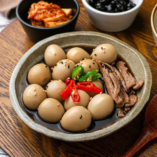 대용량 메추리알 장조림 1.7kg 8,920원