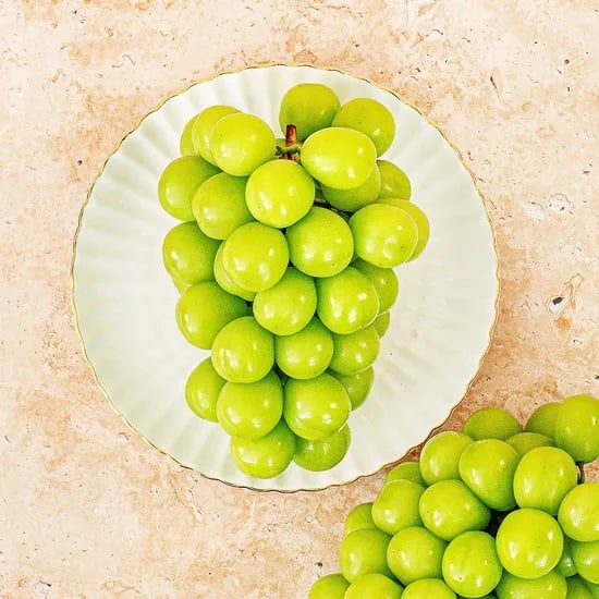 샤인머스켓 특품 1.4kg 2수 18브릭스