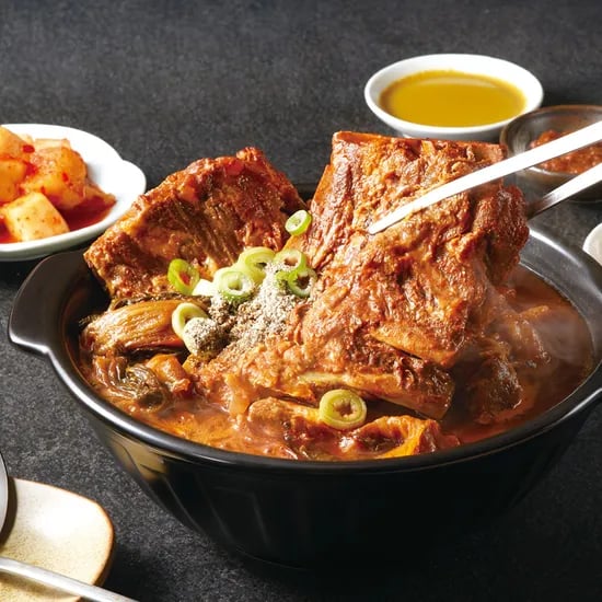 외갓집 푸짐한 통뼈 감자탕, 1.5kg, 1팩